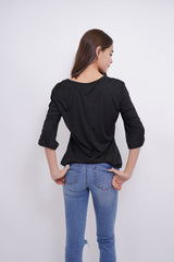 Blusa Negra con detalle en manga